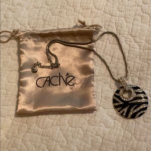 Cache necklace